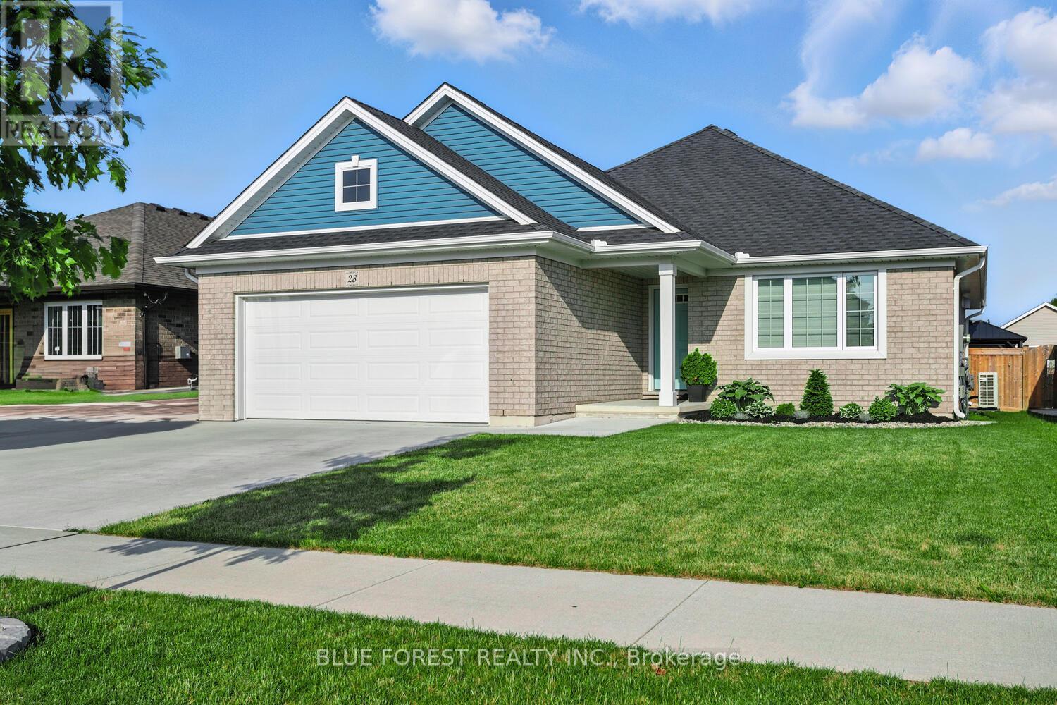 28 Weir Crescent, St. Thomas, ON - Outdoor With Facade
