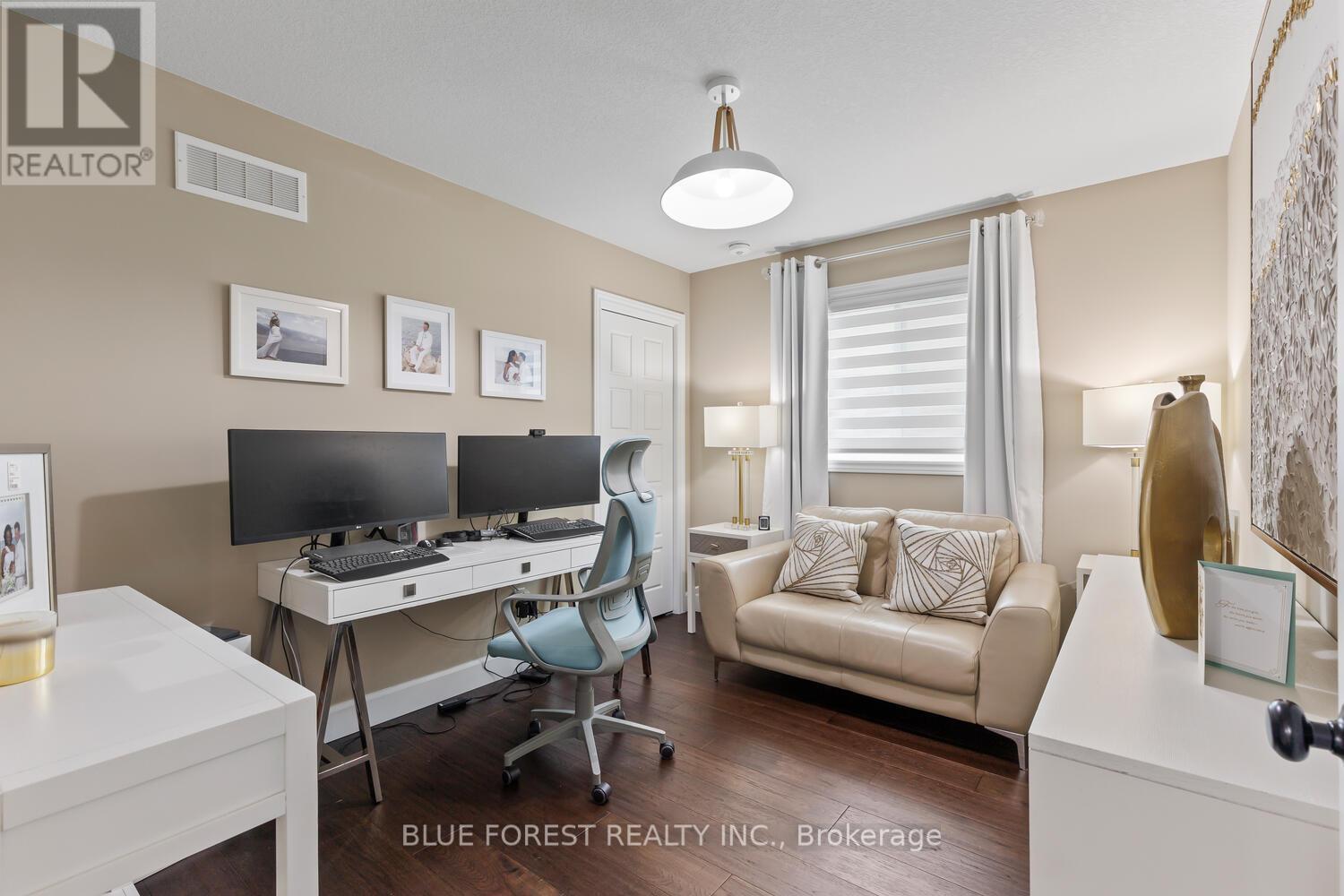 28 Weir Crescent, St. Thomas, ON - Indoor Photo Showing Office