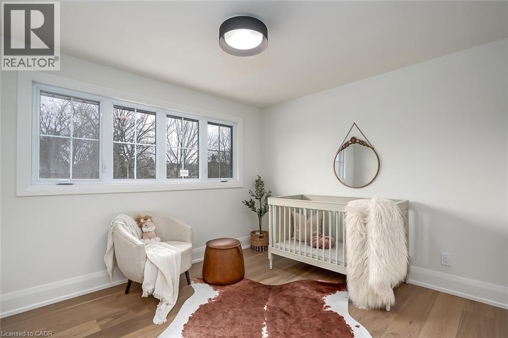 251 Glen Afton Drive, Burlington, ON - Indoor Photo Showing Bedroom