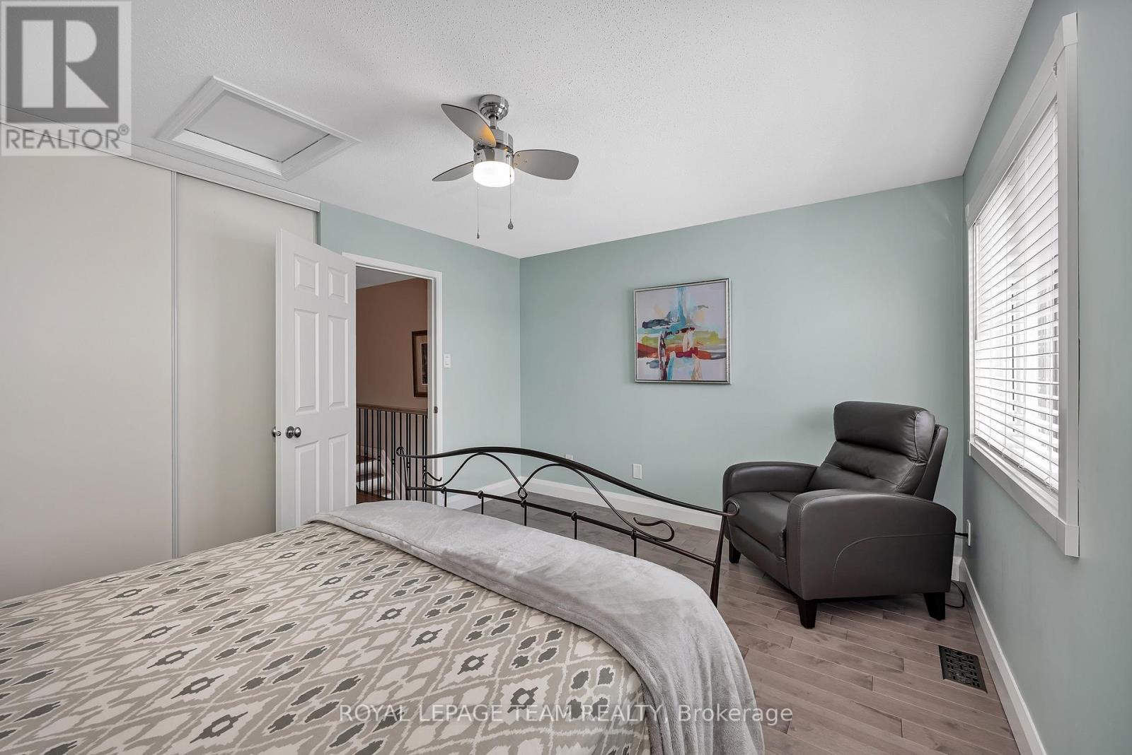 78 Grammercy Park, Ottawa, ON