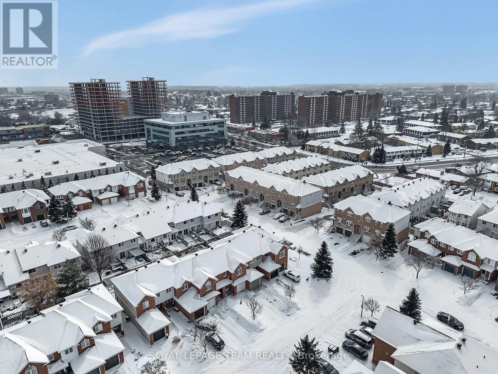 78 Grammercy Park, Ottawa, ON