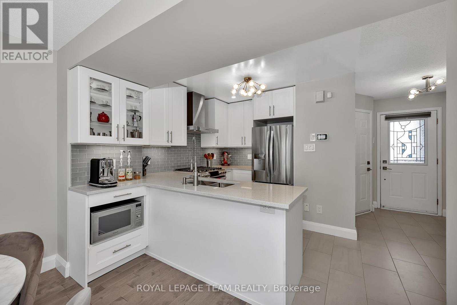 78 Grammercy Park, Ottawa, ON