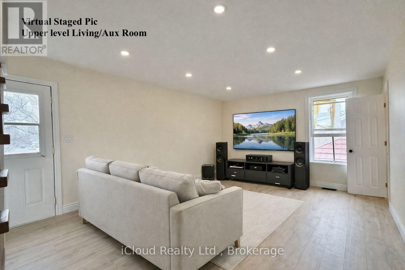 405 Upper Wentworth Street, Hamilton, ON