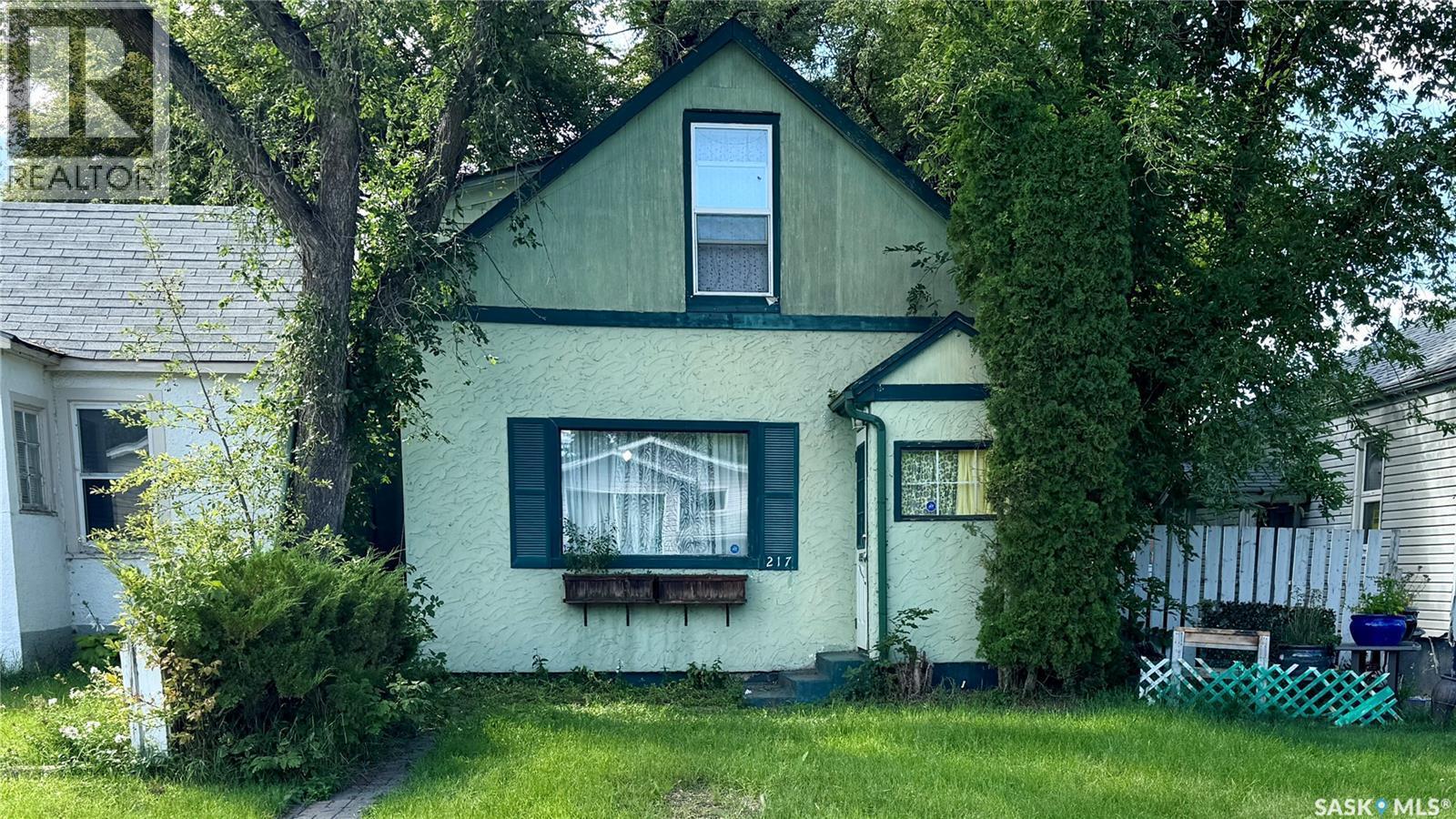 217 L Avenue N, Saskatoon, SK - Outdoor