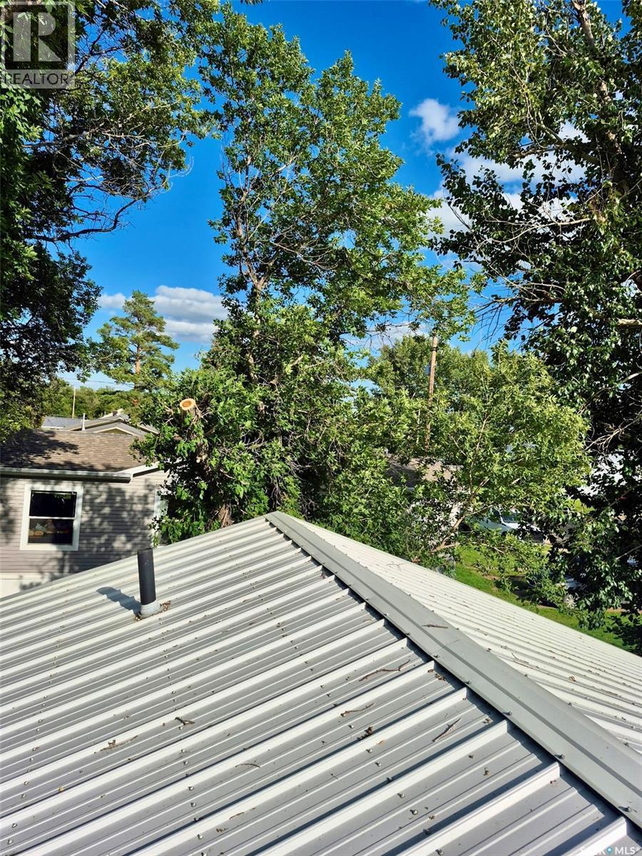 217 L Avenue N, Saskatoon, SK - Outdoor