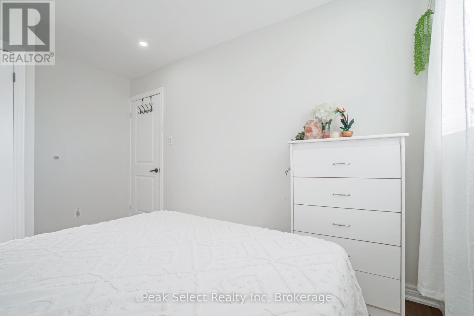 1982 Road 163, Perth South (Blanshard), ON