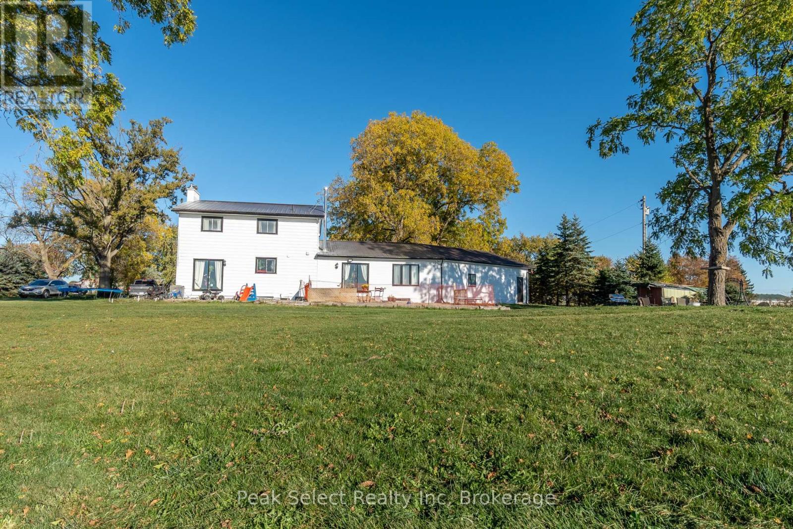 1982 Road 163, Perth South (Blanshard), ON