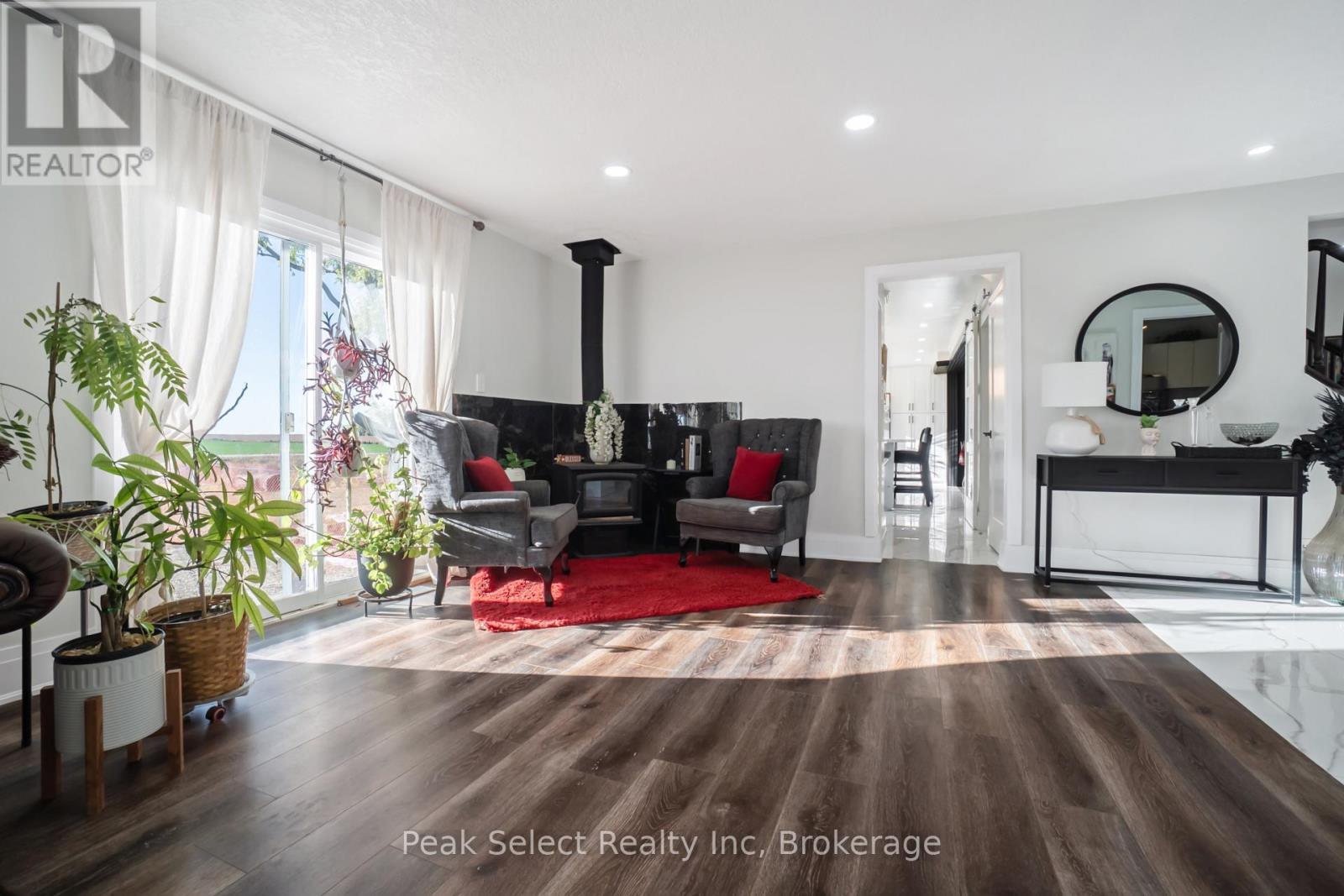 1982 Road 163, Perth South (Blanshard), ON