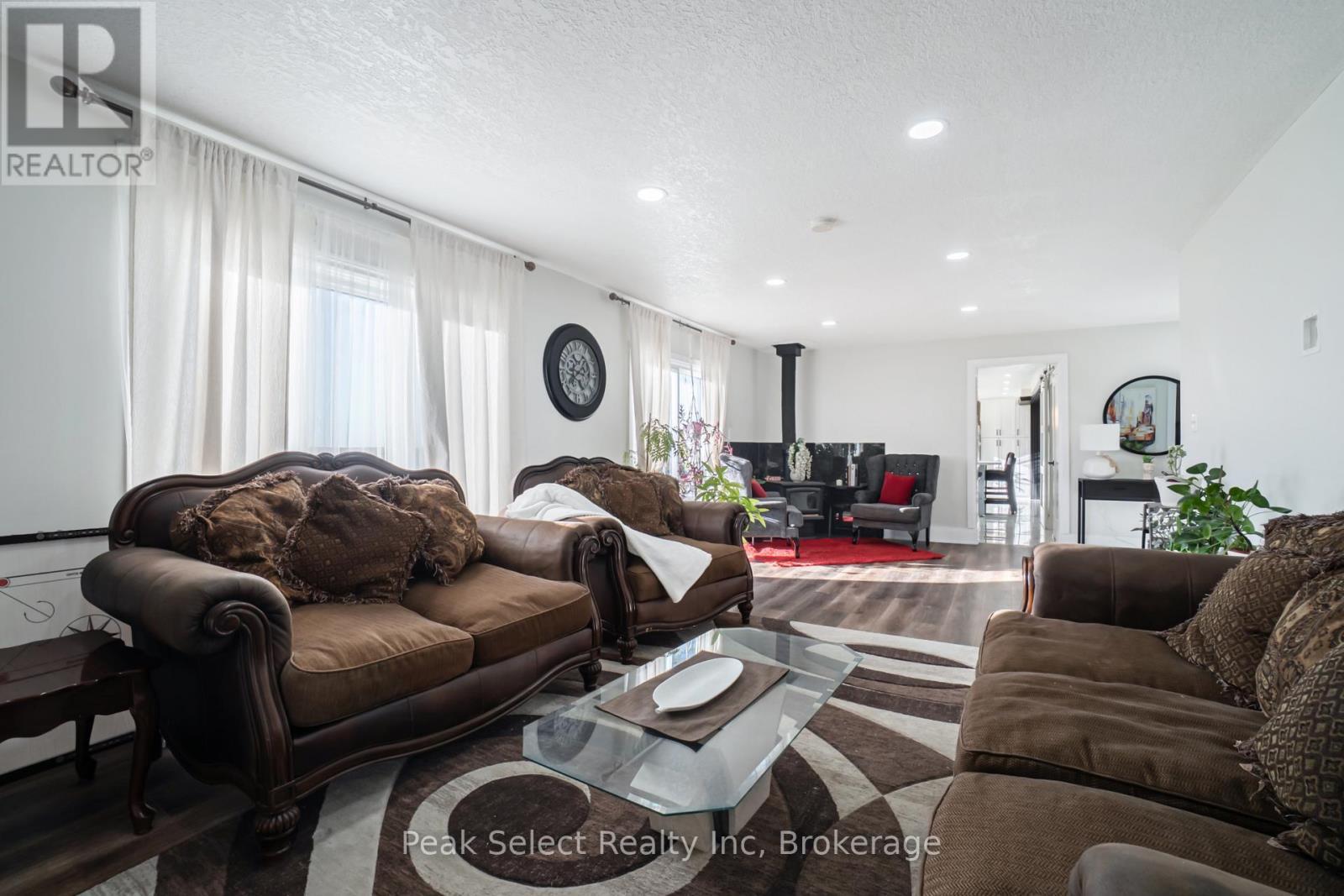 1982 Road 163, Perth South (Blanshard), ON