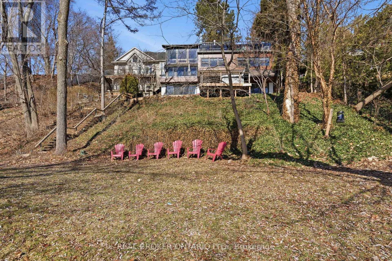 868 Danforth Place, Burlington, ON - Outdoor