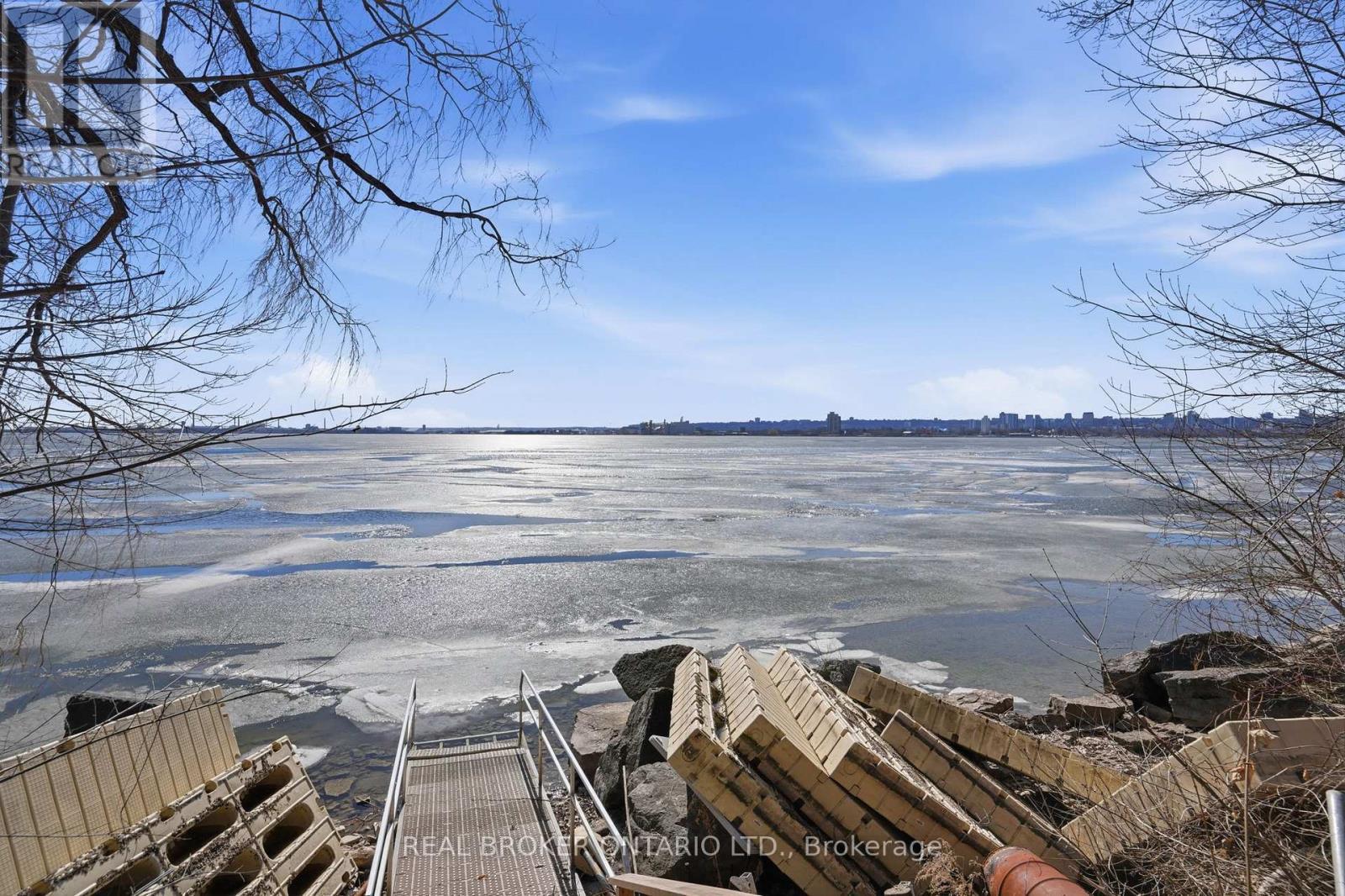 868 Danforth Place, Burlington, ON - Outdoor With Body Of Water With View
