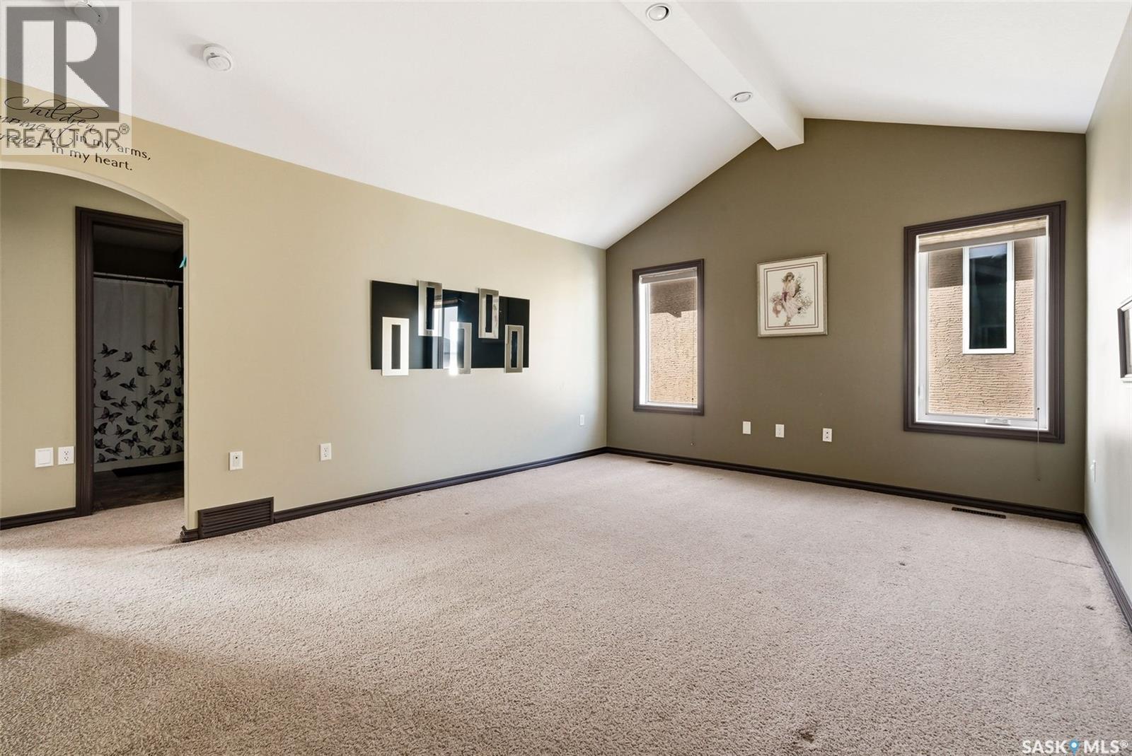 2451 Linner Bay, Regina, SK - Indoor Photo Showing Other Room