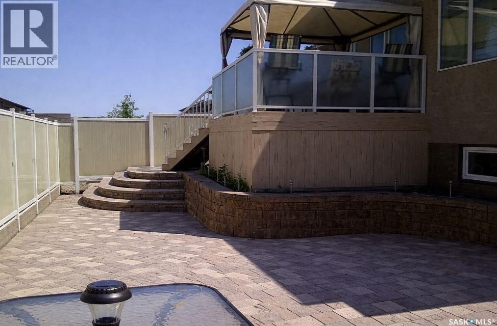 2451 Linner Bay, Regina, SK - Outdoor With Exterior