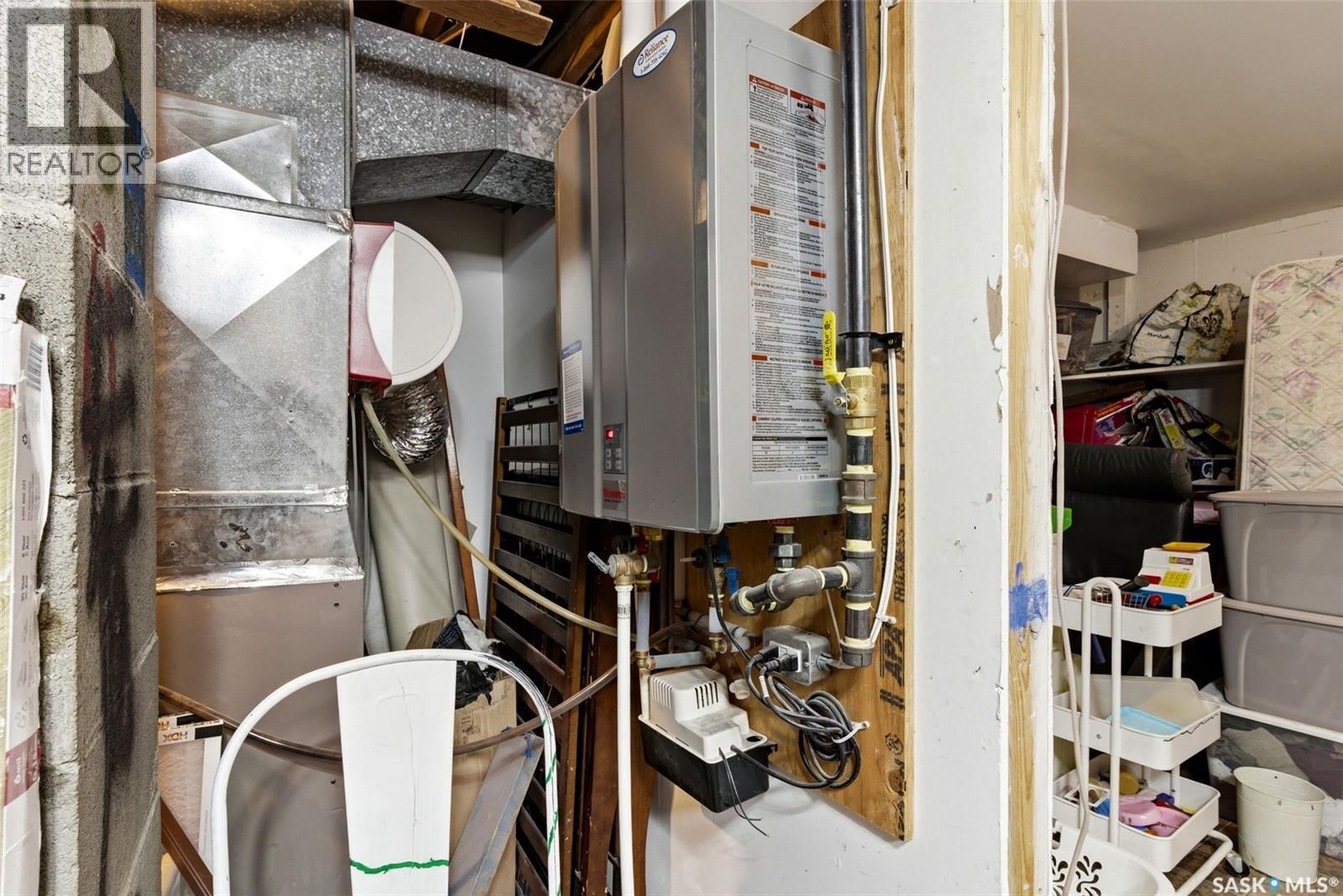 18 Marsh Crescent, Regina, SK - Indoor