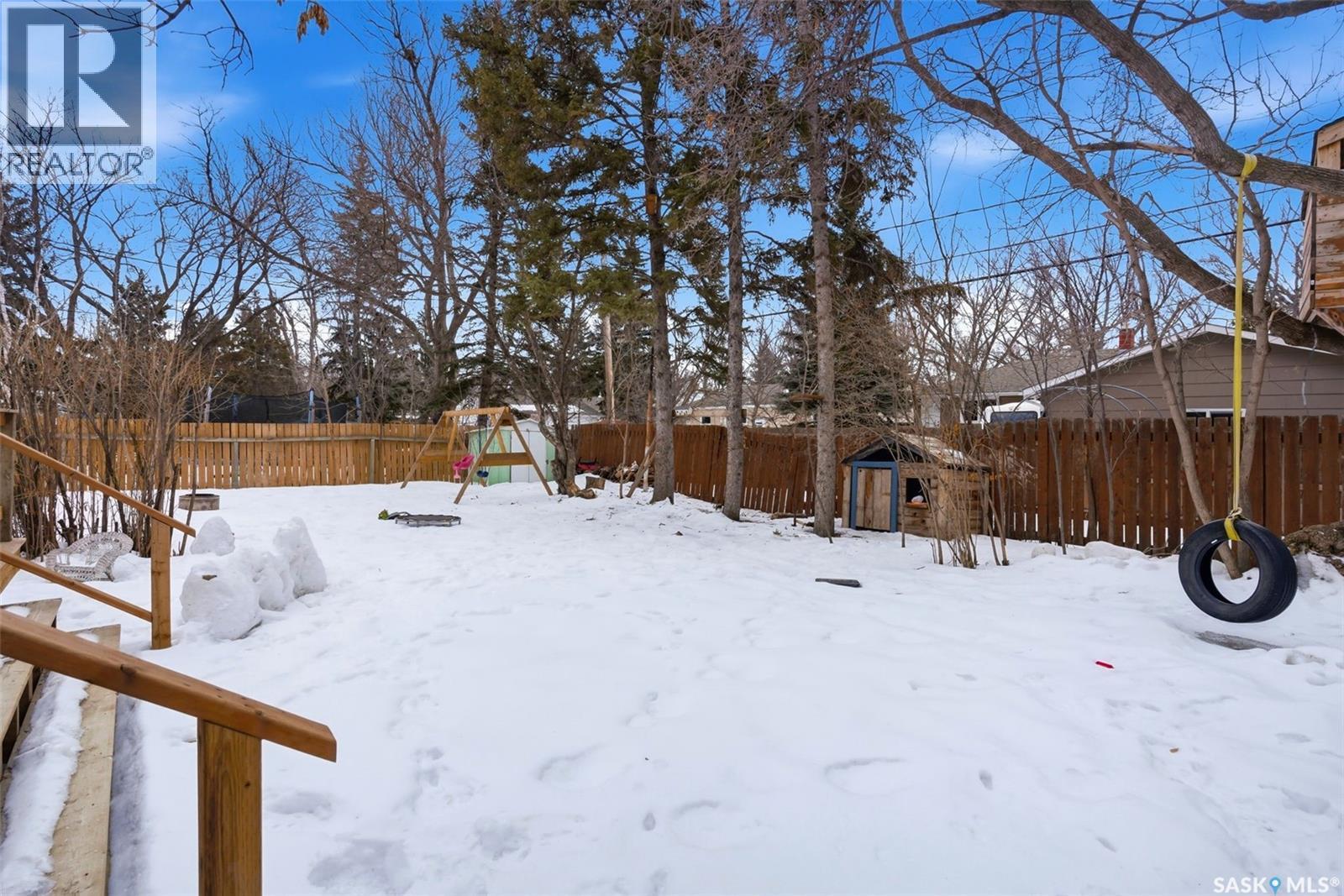 18 Marsh Crescent, Regina, SK - Outdoor
