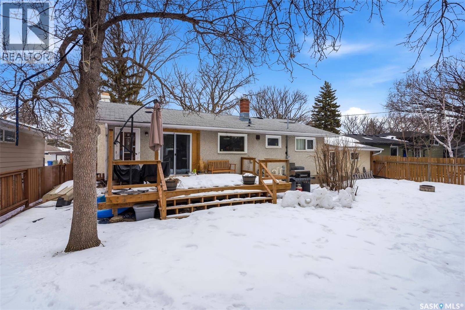 18 Marsh Crescent, Regina, SK - Outdoor