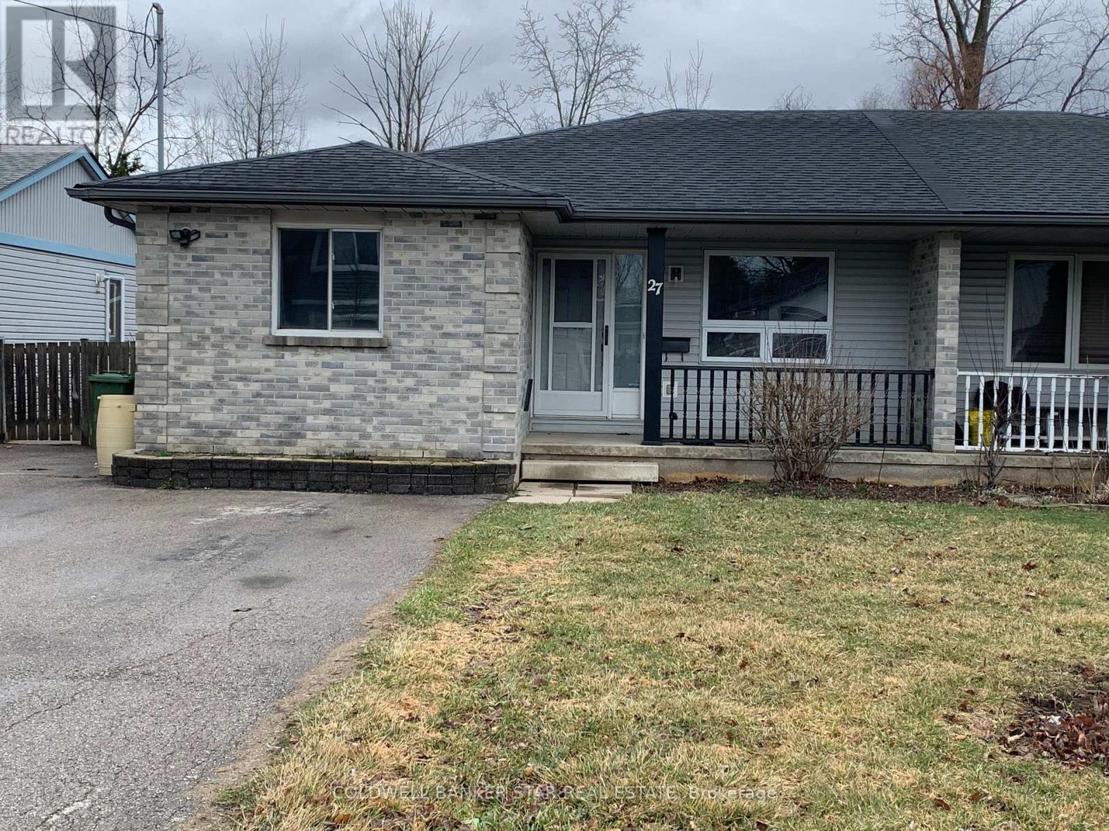 27 Steele Street, St. Thomas, ON - Outdoor With Deck Patio Veranda