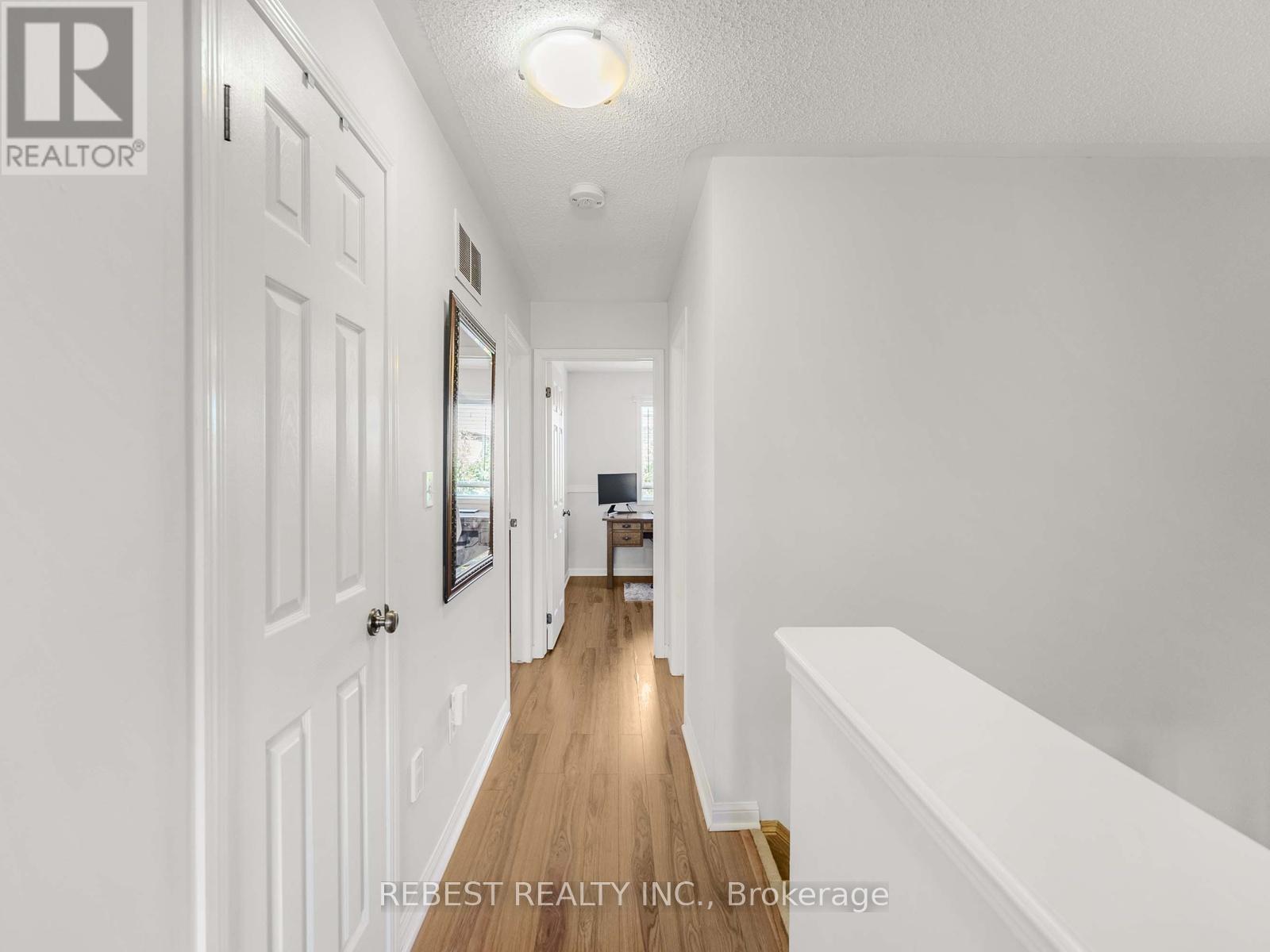 4057 Donnic Drive, Burlington, ON - Indoor Photo Showing Other Room