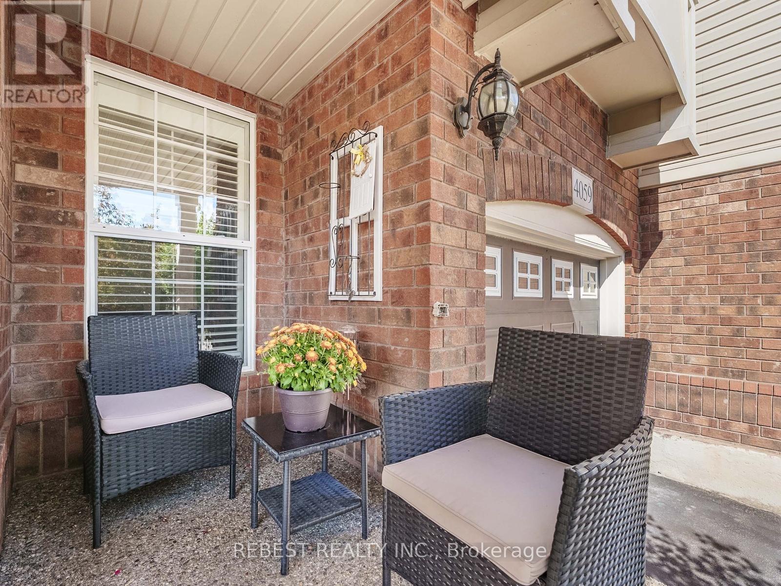 4057 Donnic Drive, Burlington, ON - Outdoor With Deck Patio Veranda With Exterior