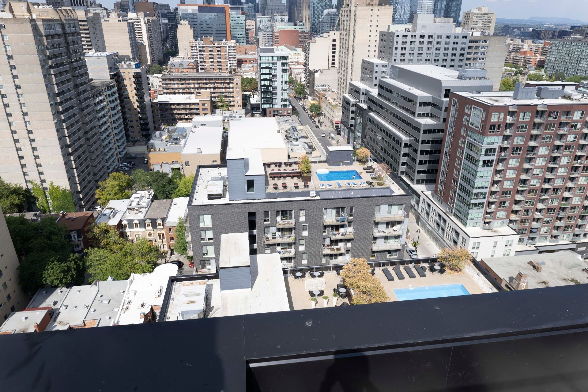 View - 562-1414 Rue Chomedey, Montréal (Ville-Marie), QC - Outdoor With View