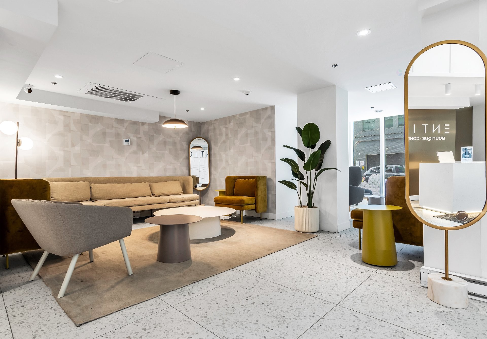 Entrée extérieure - 503-1160 Rue Mackay, Montréal (Ville-Marie), QC - Indoor