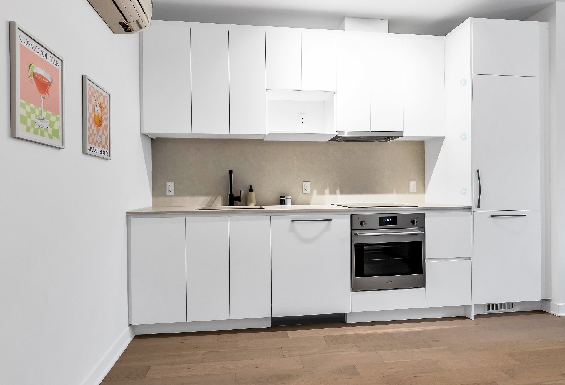 Cuisine - 503-1160 Rue Mackay, Montréal (Ville-Marie), QC - Indoor Photo Showing Kitchen