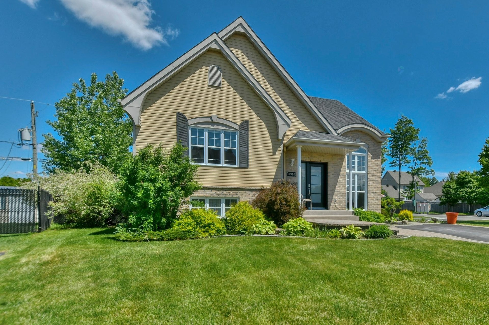 Façade - 11397 Rue Maisonneuve, Mirabel, QC - Outdoor With Facade