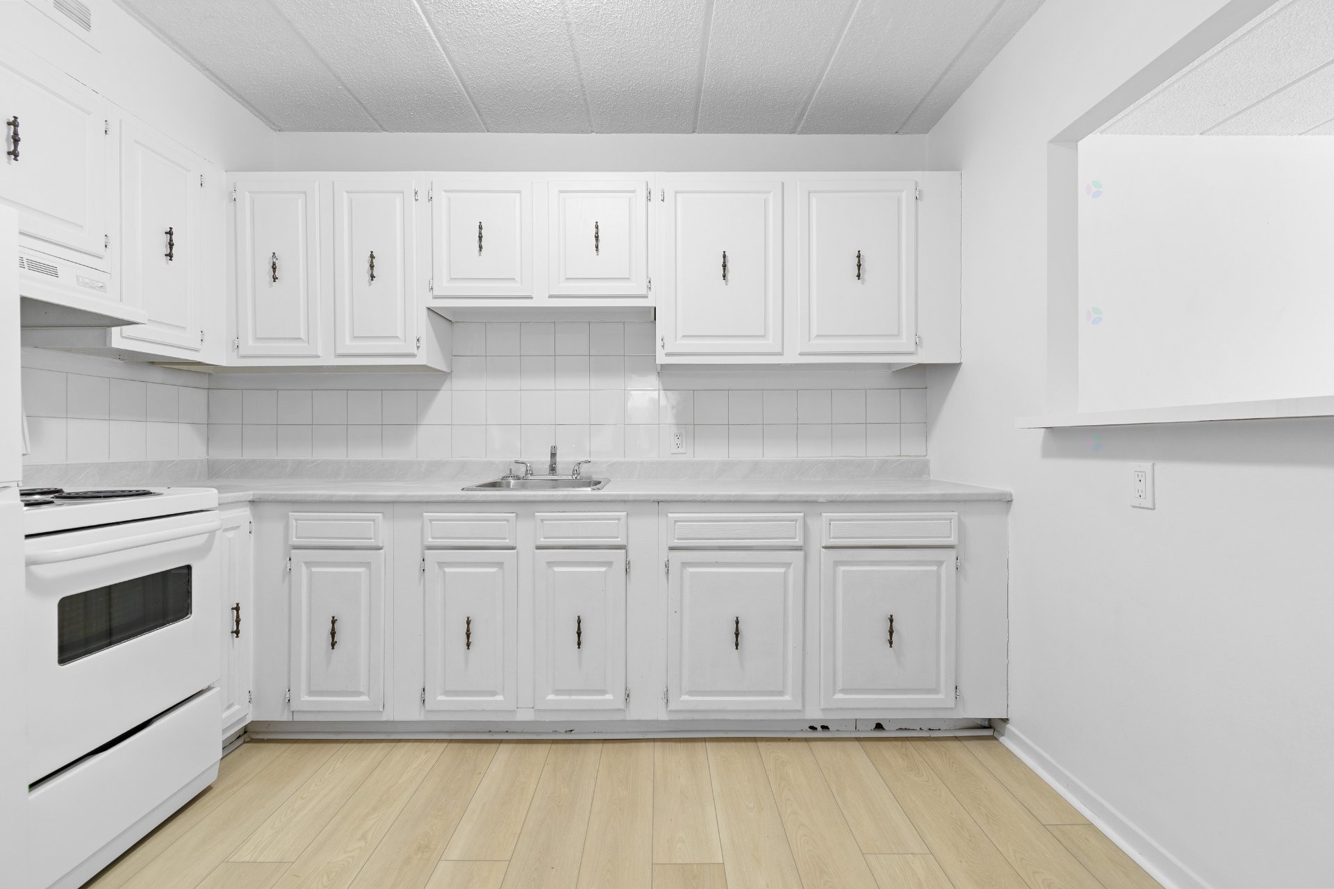 Kitchen - 27 Boul. De Lucerne, Gatineau (Aylmer), QC - Indoor Photo Showing Kitchen