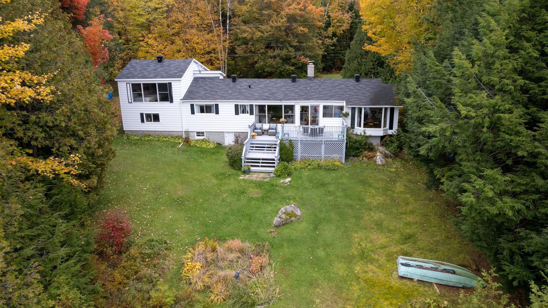 Exterior - 113 Ch. Ross, Wentworth, QC - Outdoor