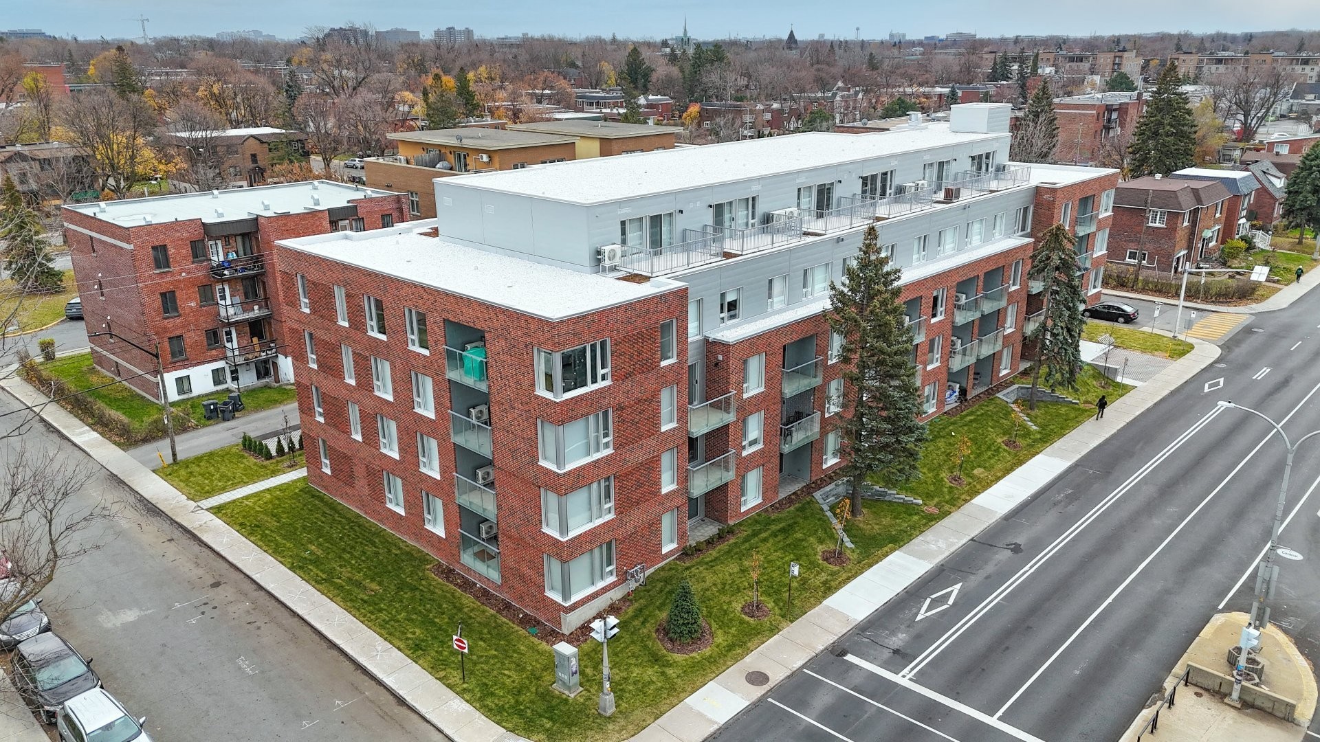 Overall view - 402-1620 Boul. De La Côte-Vertu, Montréal (Saint-Laurent), QC - Outdoor With View