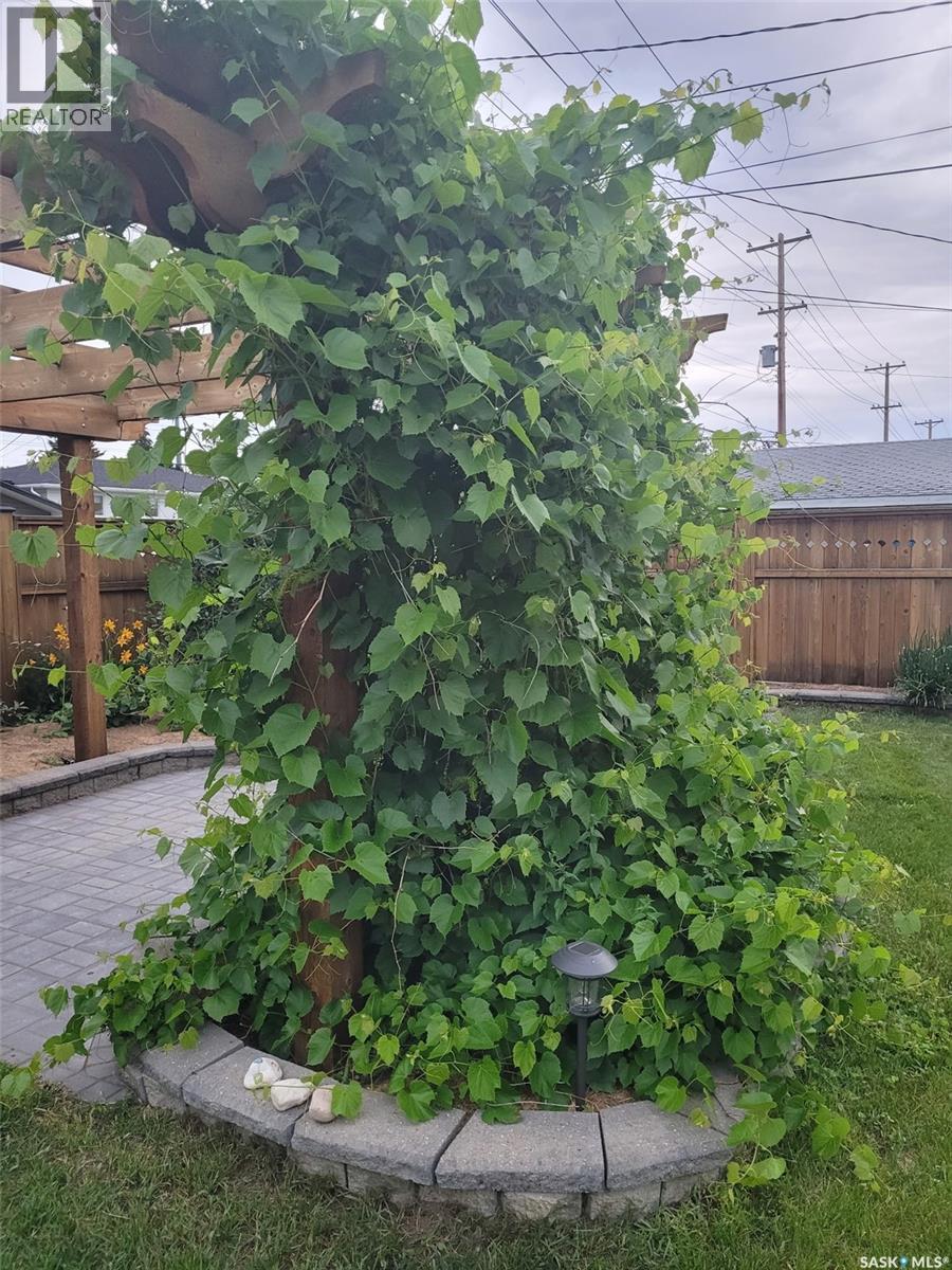 1410 Argyle Avenue, Saskatoon, SK - Outdoor