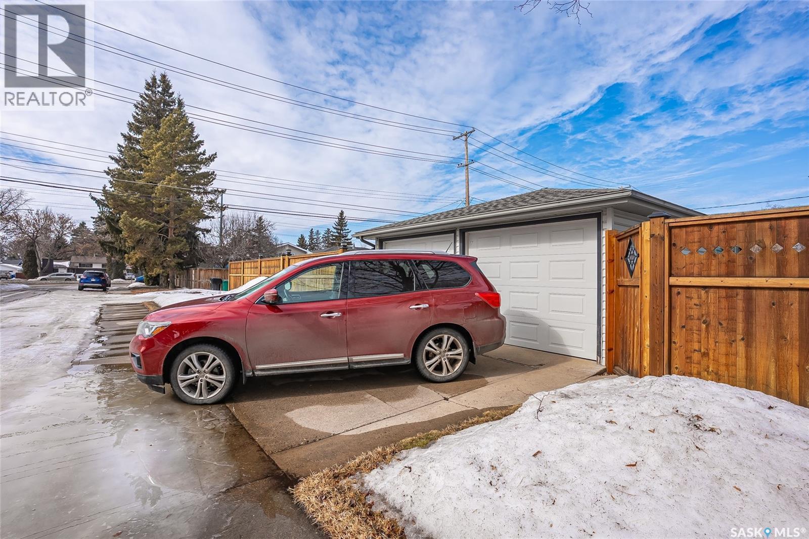 1410 Argyle Avenue, Saskatoon, SK - Outdoor