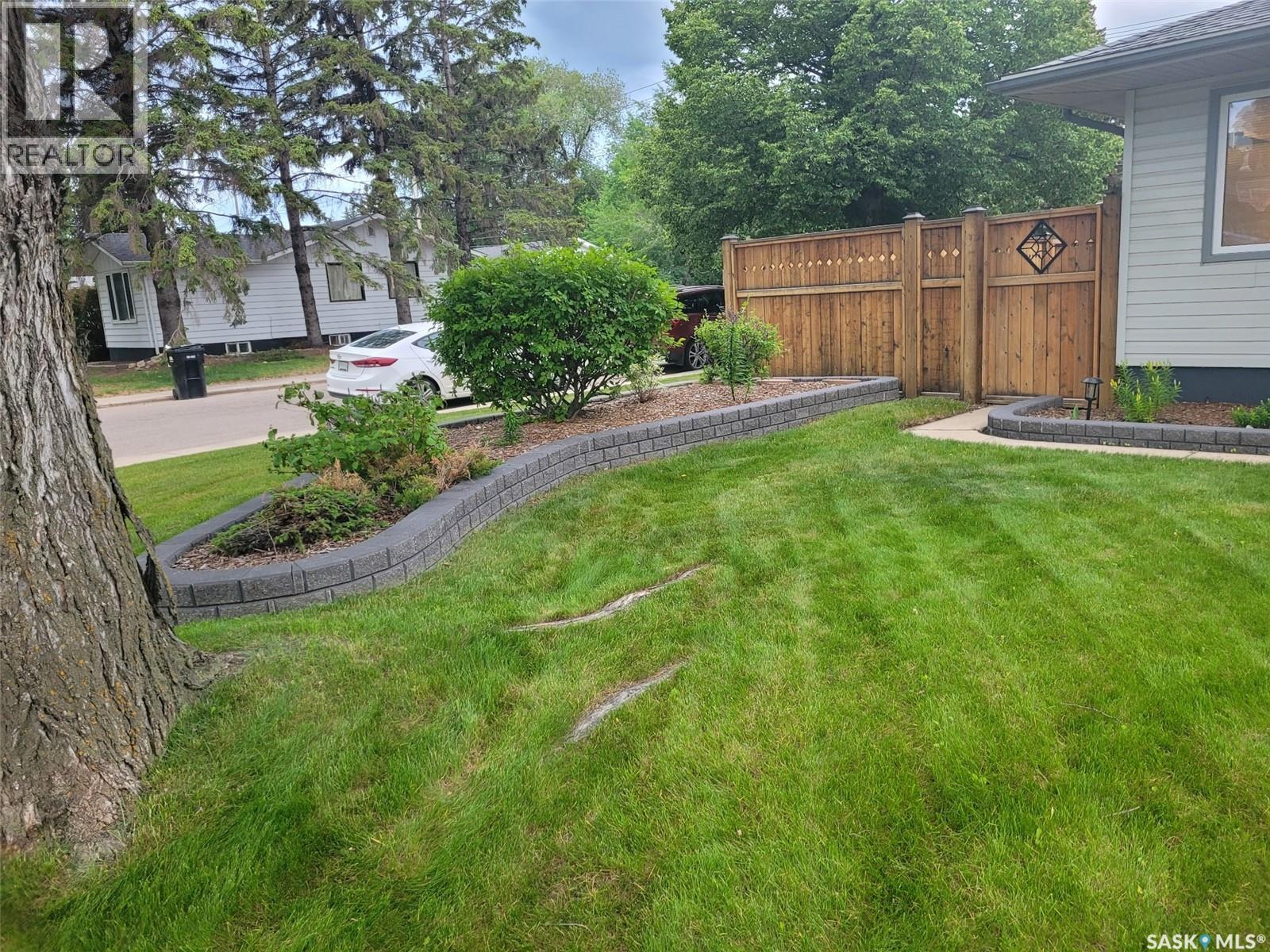 1410 Argyle Avenue, Saskatoon, SK - Outdoor