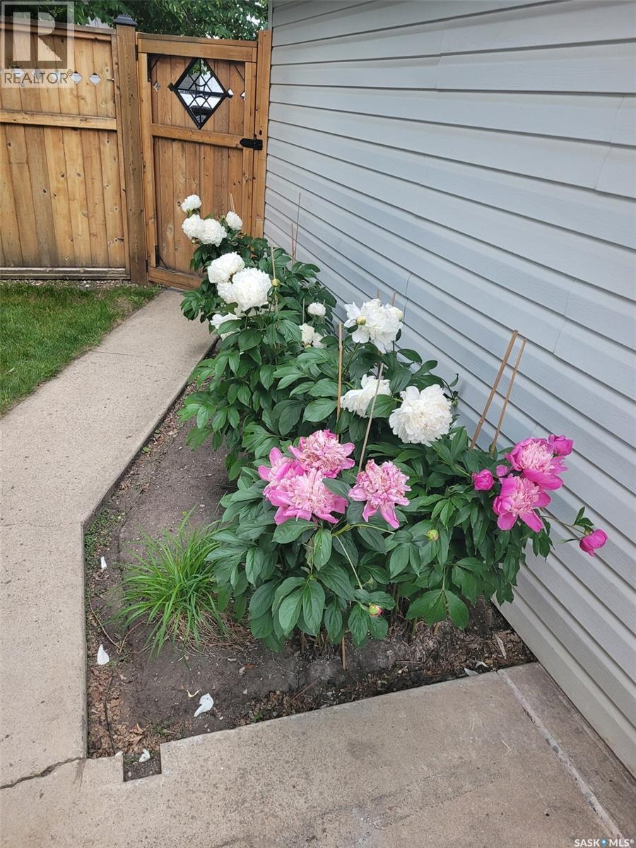 1410 Argyle Avenue, Saskatoon, SK - Outdoor