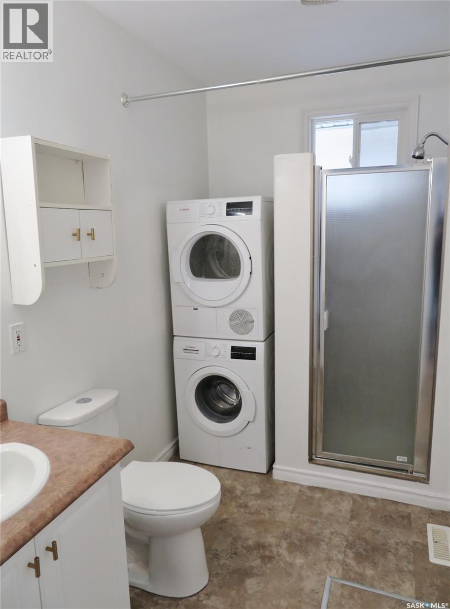 1921 Coy Avenue, Saskatoon, SK - Indoor Photo Showing Laundry Room