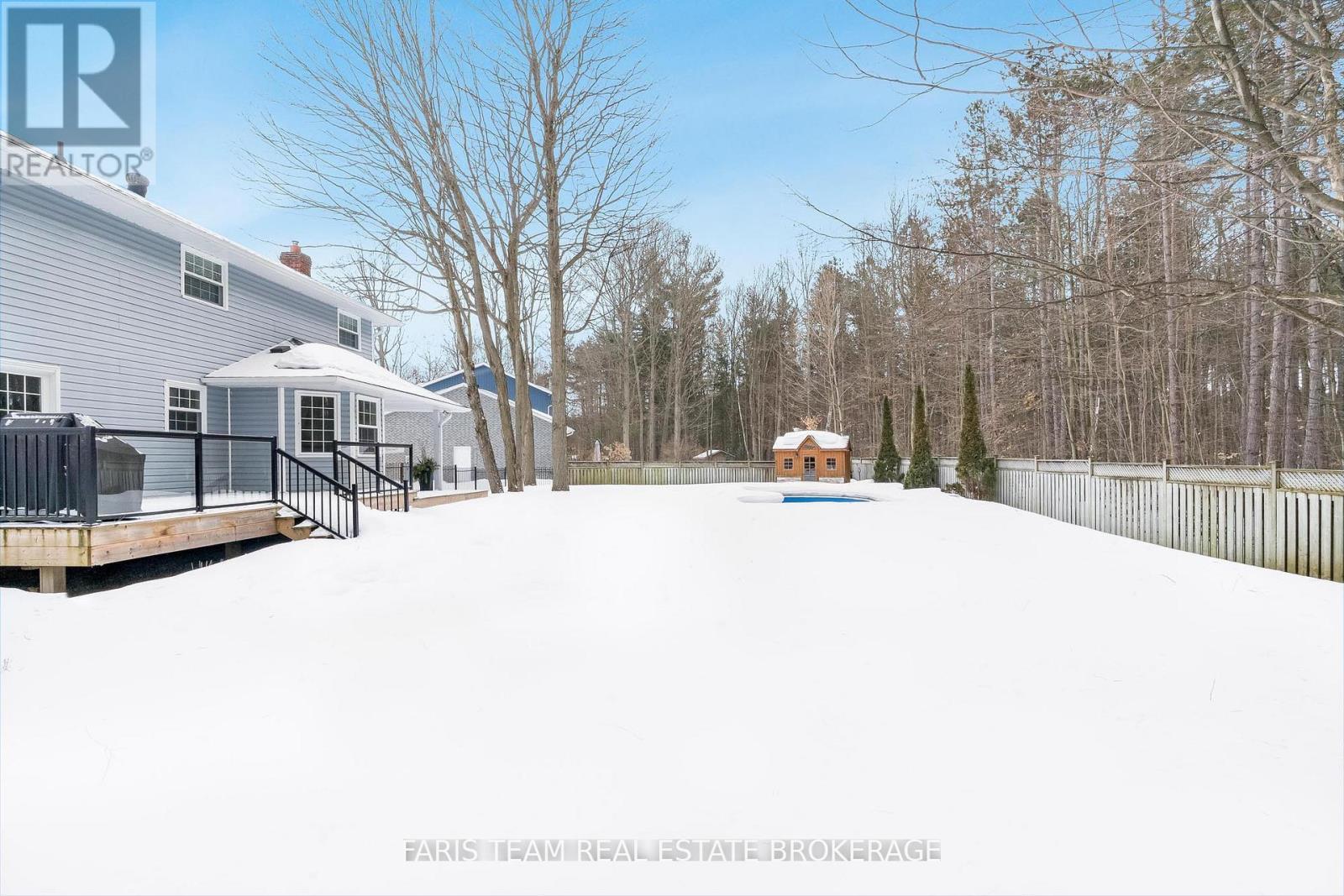 5 Bailey Crescent, Tiny, ON - Outdoor