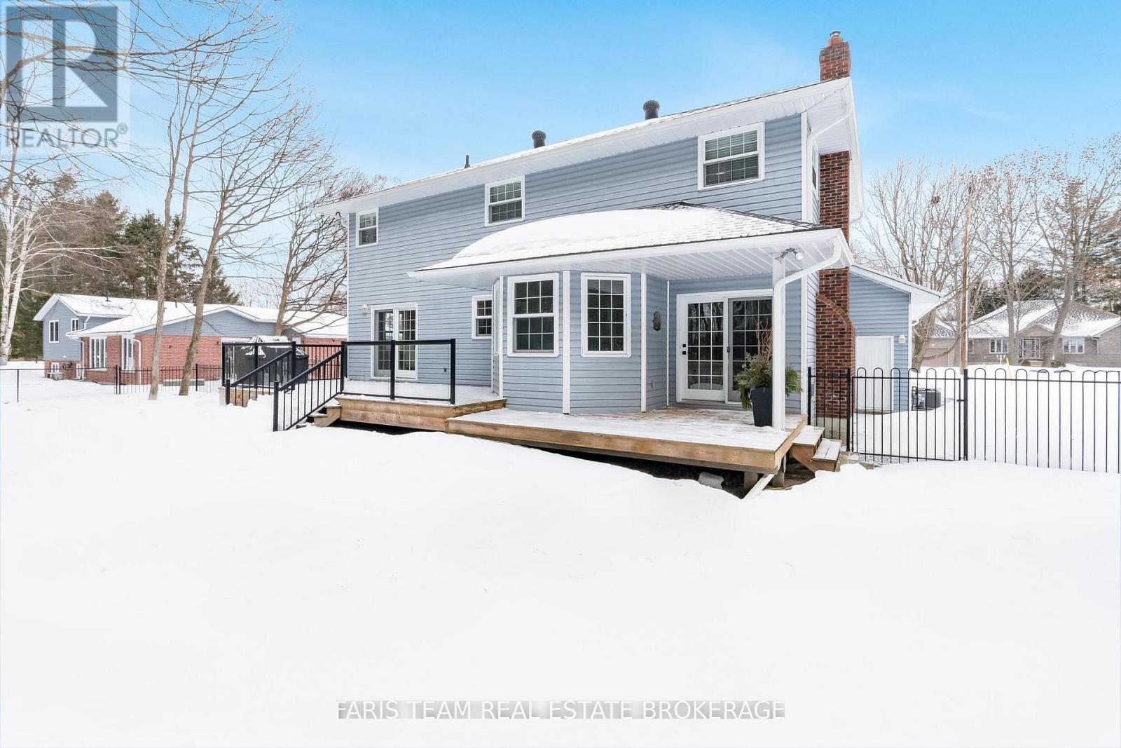 5 Bailey Crescent, Tiny, ON - Outdoor