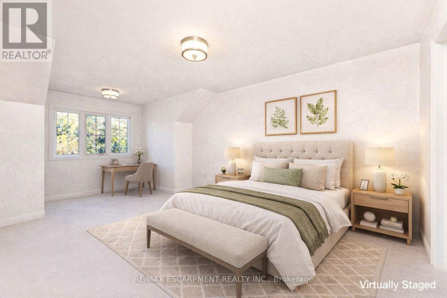 1203 Lorne Park Road, Mississauga, ON - Indoor Photo Showing Bedroom