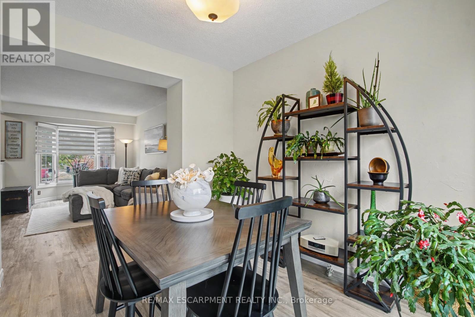 21 Greystone Crescent, St. Catharines, ON - Indoor Photo Showing Dining Room