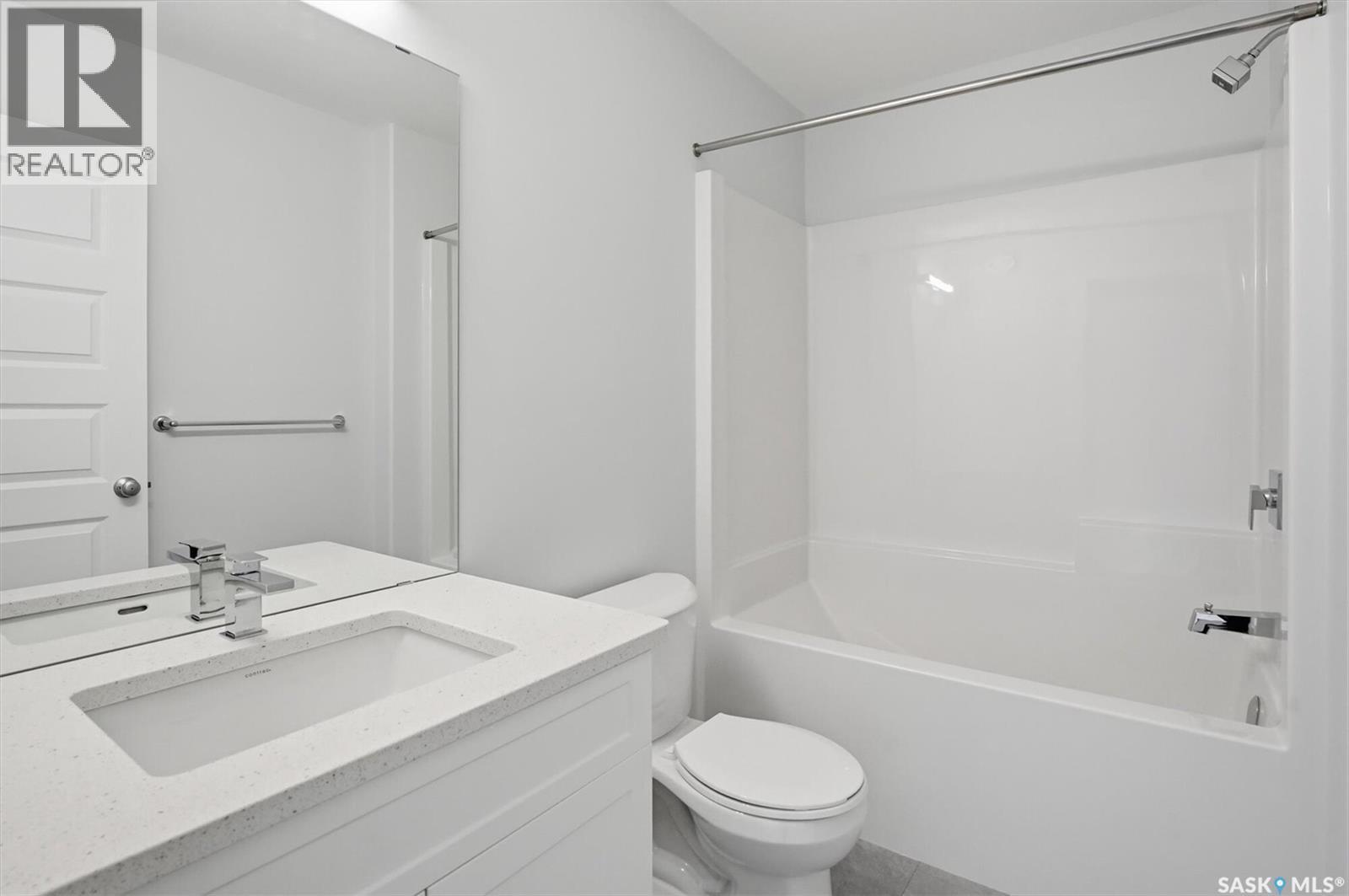 262 Kostiuk Crescent, Saskatoon, SK - Indoor Photo Showing Bathroom