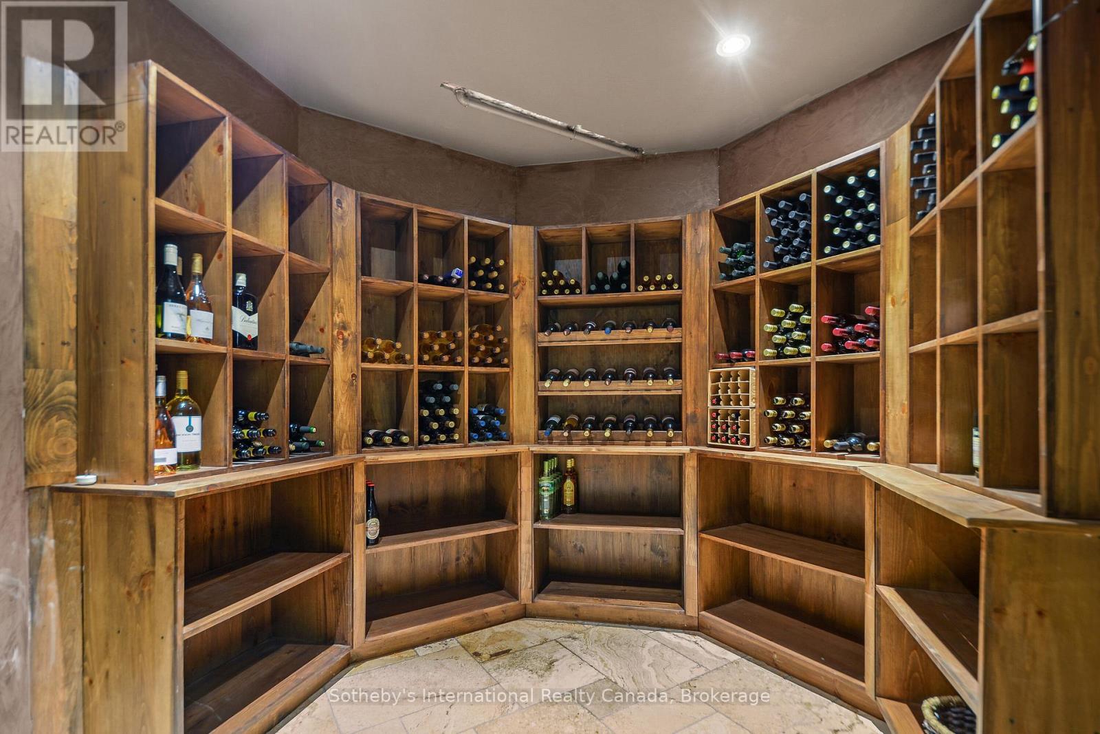 190 Melissa Lane, Tiny, ON - Indoor With Storage