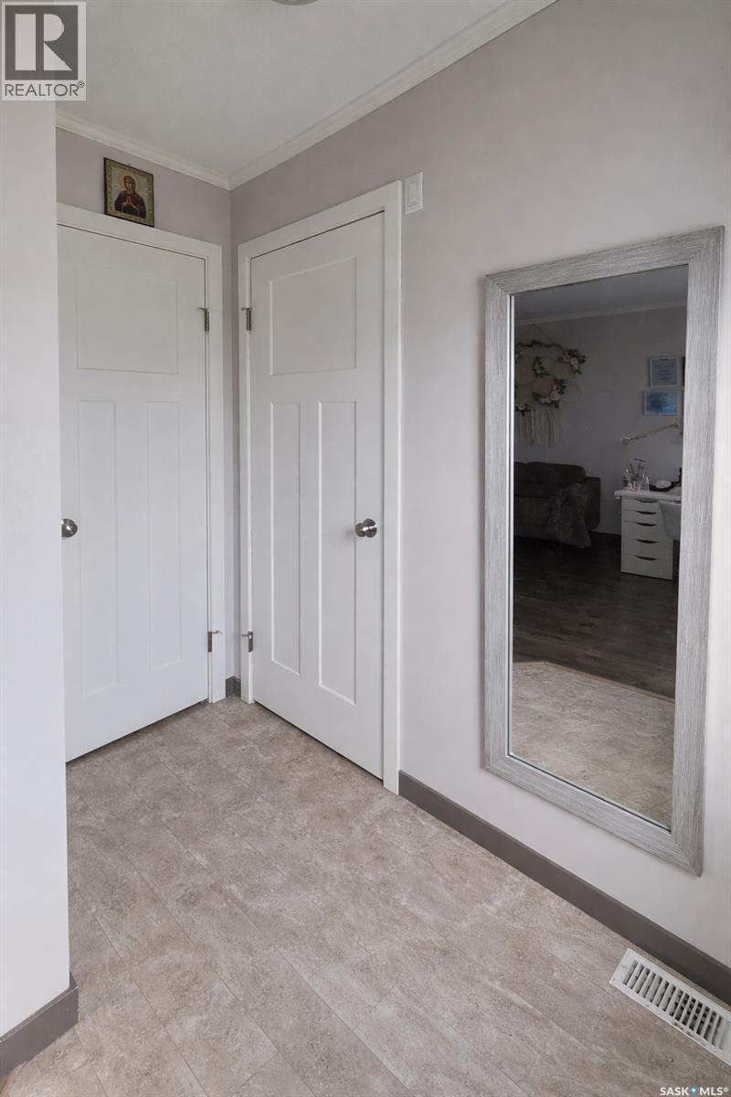 237 322 Lewin Way, Saskatoon, SK - Indoor Photo Showing Other Room