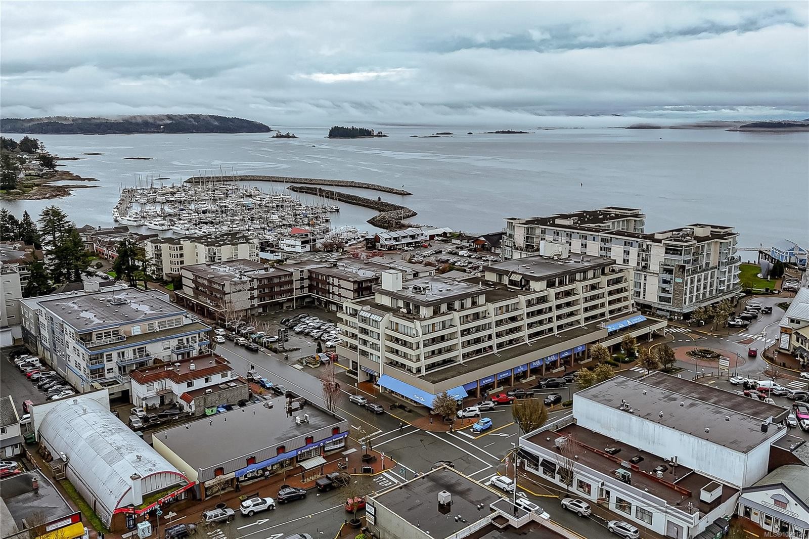 301-9805 Second St, Sidney, BC - Outdoor With Body Of Water With View