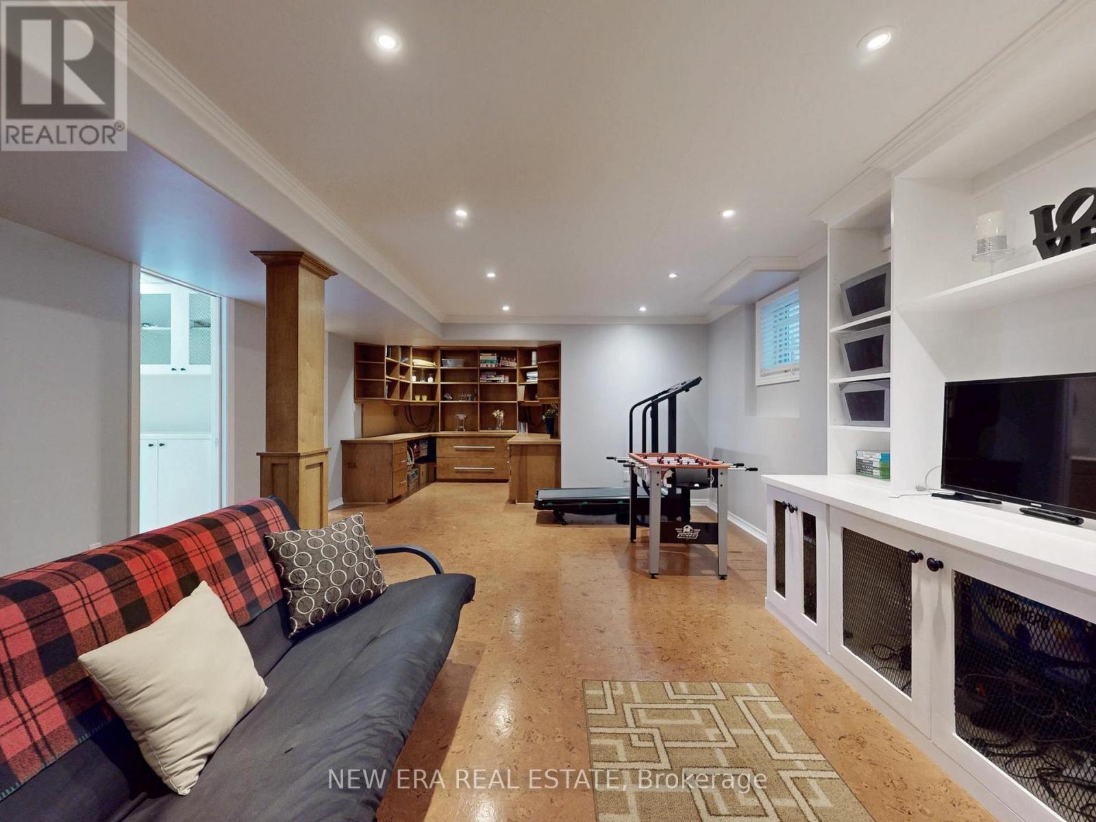 5380 Floral Hill Crescent, Mississauga, ON - Indoor