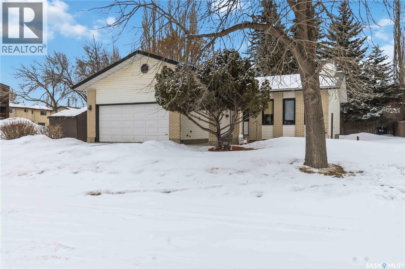 202 Verbeke Crescent, Saskatoon, SK - Outdoor