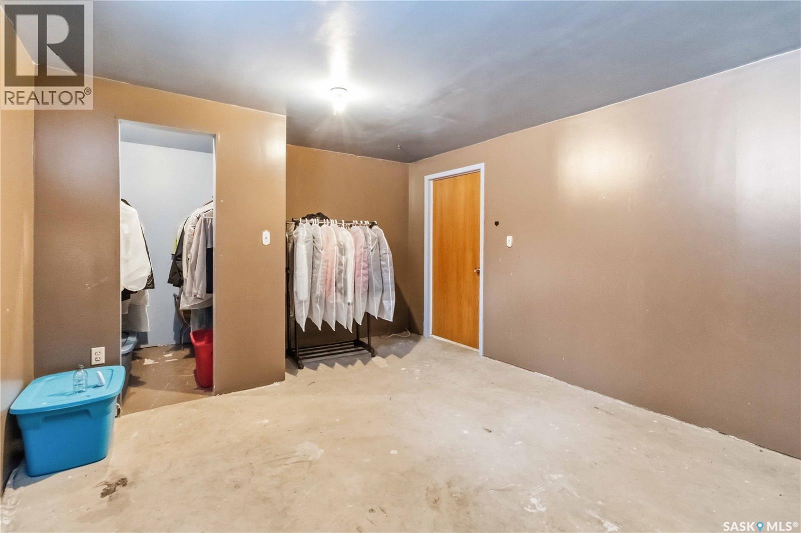 202 Verbeke Crescent, Saskatoon, SK - Indoor Photo Showing Other Room