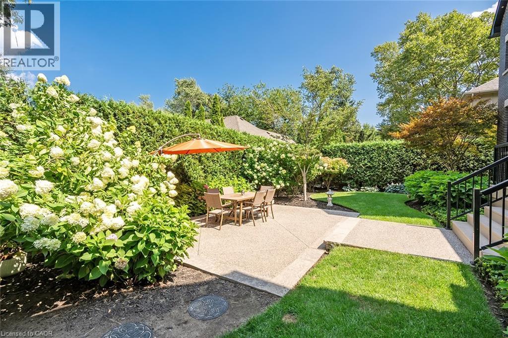 253 Rossmore Boulevard, Burlington, ON - Outdoor