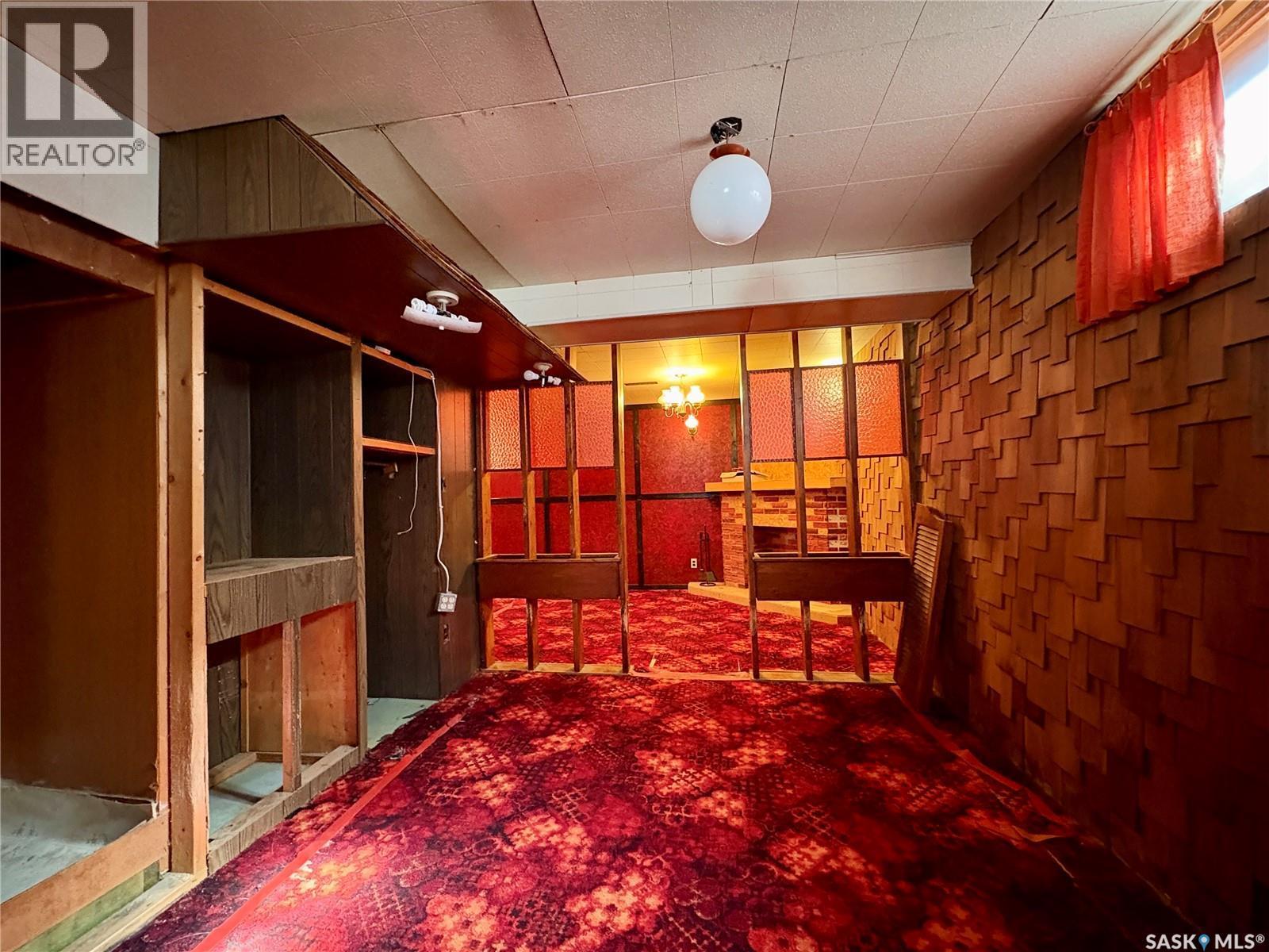 480 8Th Avenue Se, Swift Current, SK - Indoor Photo Showing Other Room