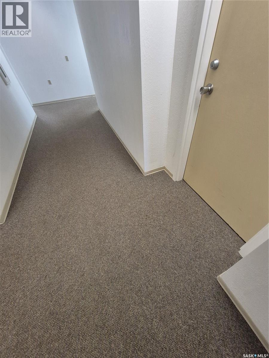 10 Pearl Avenue, Killaly, SK - Indoor Photo Showing Other Room