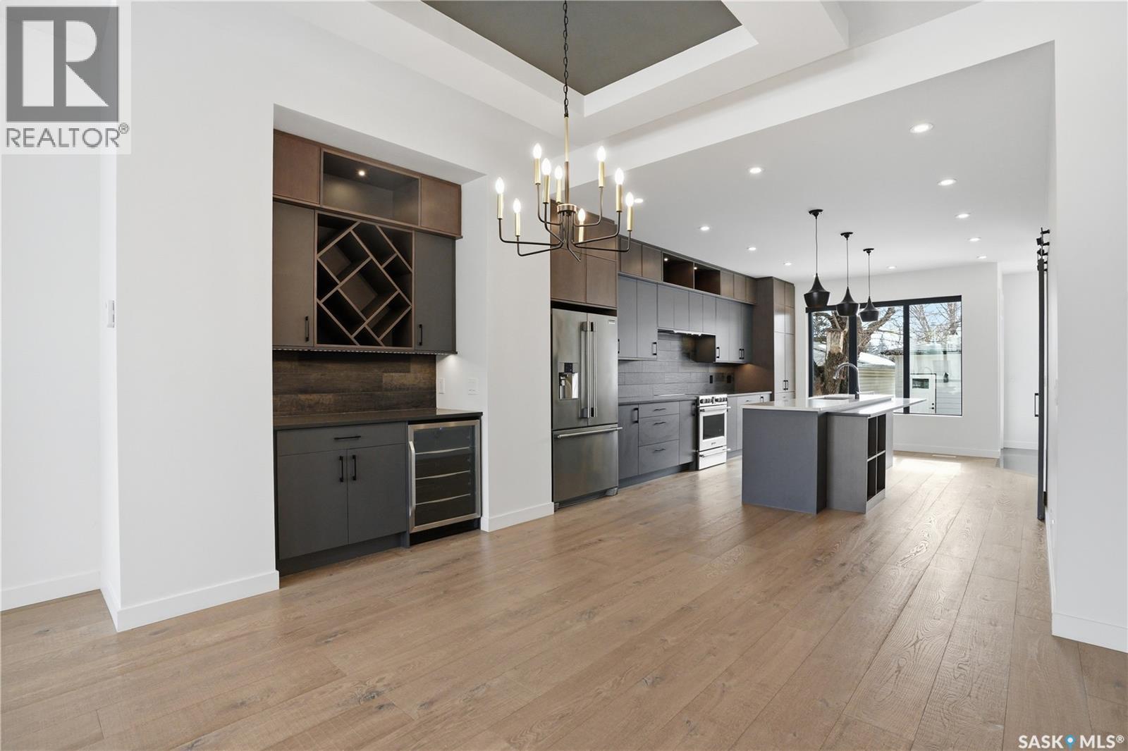 1312 15Th Street E, Saskatoon, SK - Indoor Photo Showing Kitchen With Upgraded Kitchen